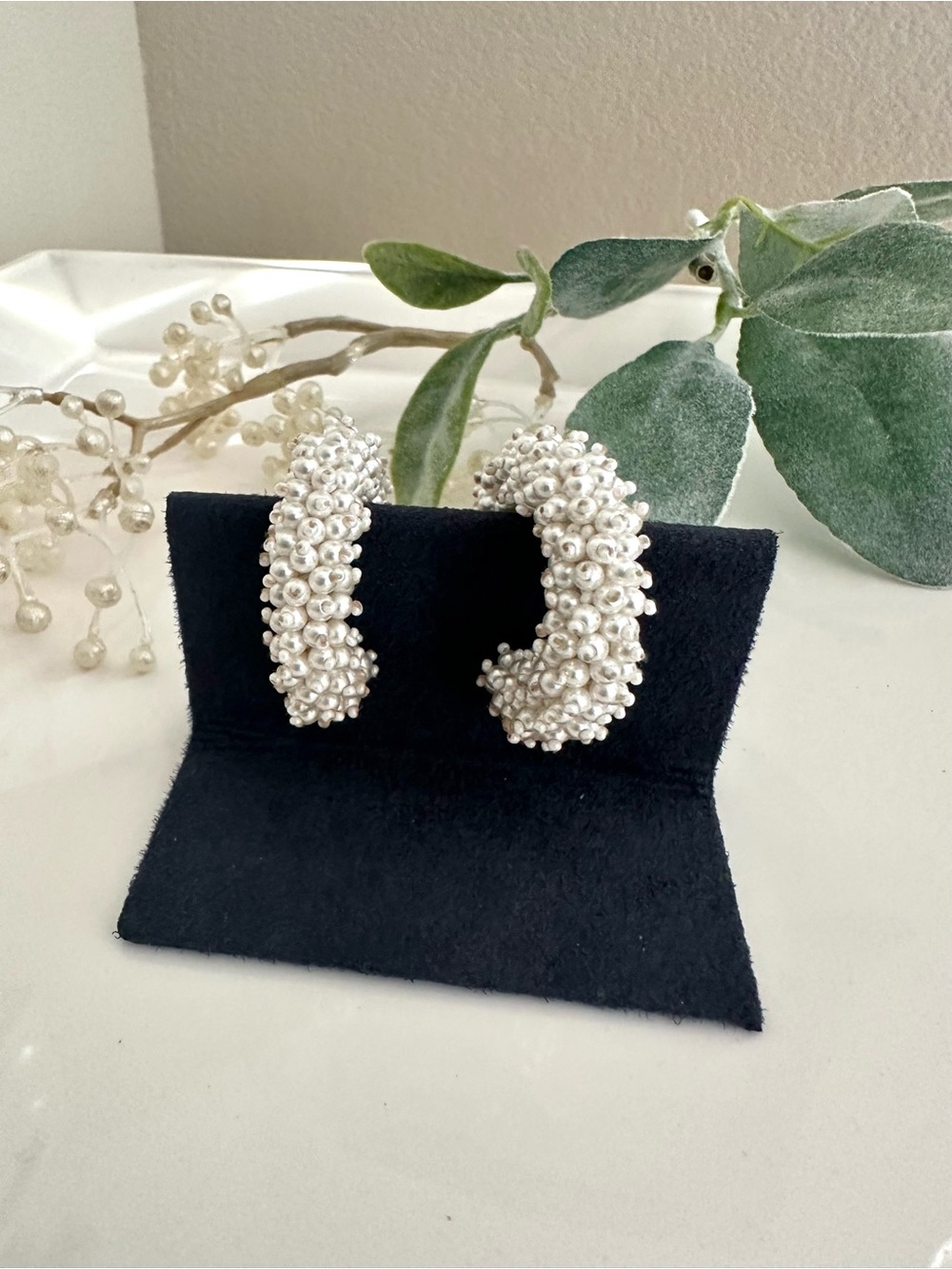 Mignonne Gavigan Taylor Mini Hoop Earrings - Picture 2 of 15